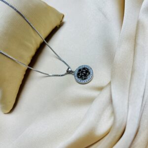 starry essence black